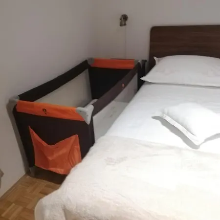 Lazy Summer Days Apartment Split
