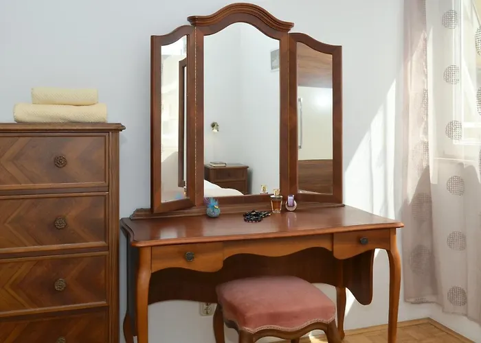 Lazy Summer Days Split