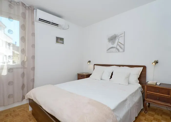 Lazy Summer Days * Split